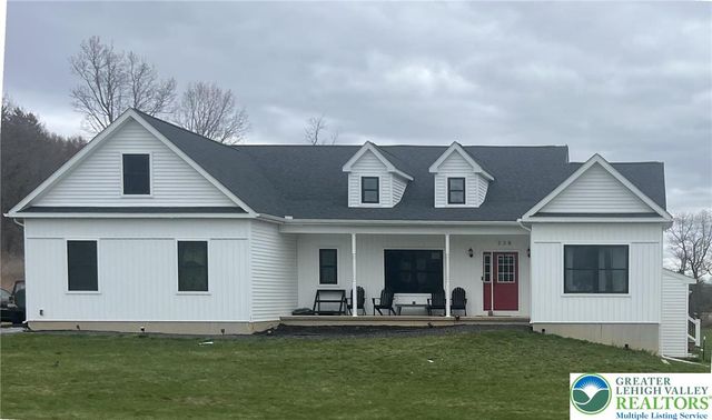 87 Sage Court, Mahoning Twp, PA 18235