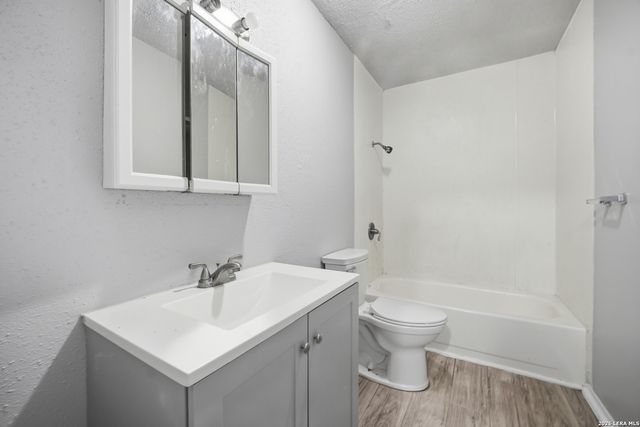 8017 Chipping, San Antonio, TX 78239