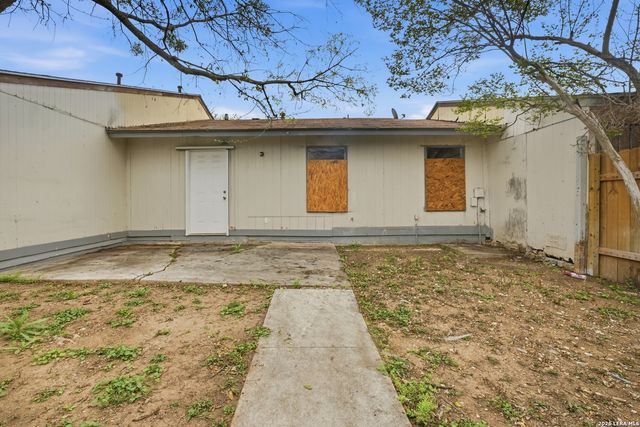 8017 Chipping, San Antonio, TX 78239