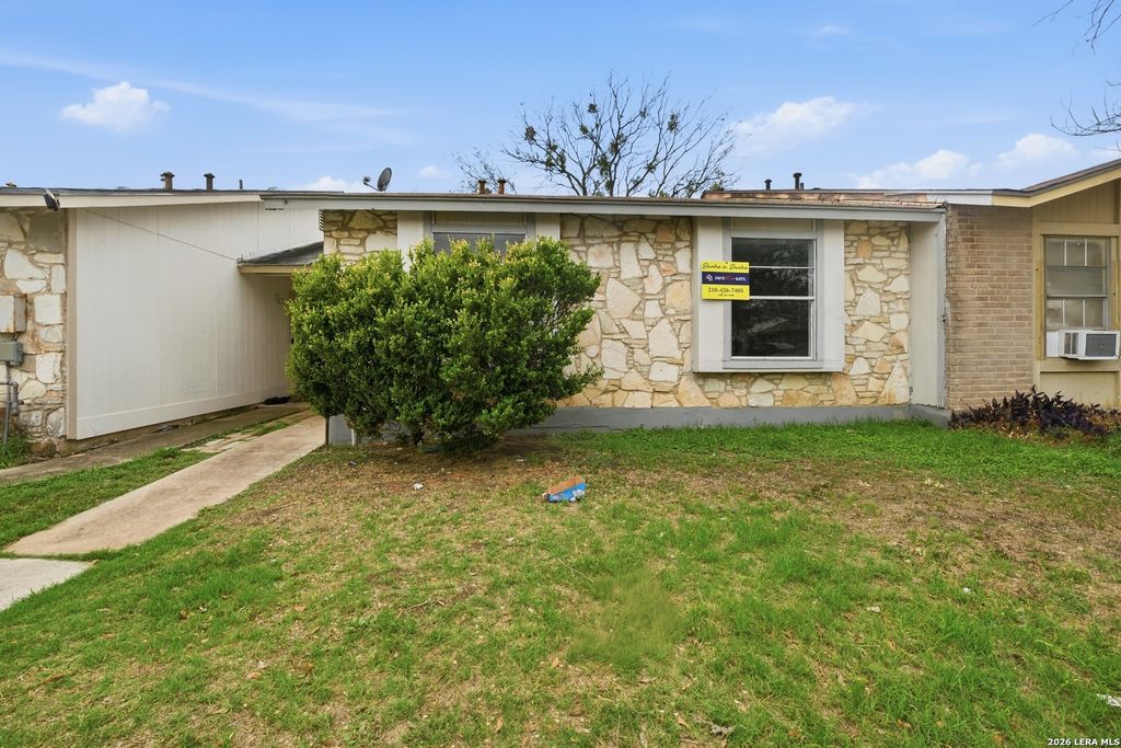 8017 Chipping, San Antonio, TX 78239