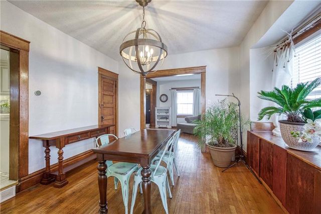 831 W 39th Terrace, Kansas City, MO 64111