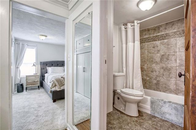831 W 39th Terrace, Kansas City, MO 64111