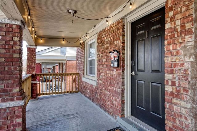 831 W 39th Terrace, Kansas City, MO 64111