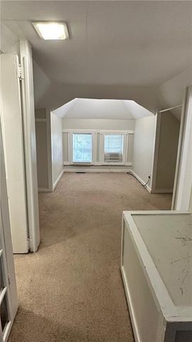 831 W 39th Terrace, Kansas City, MO 64111