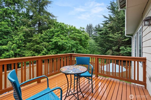 25054 235th Court SE, Maple Valley, WA 98038