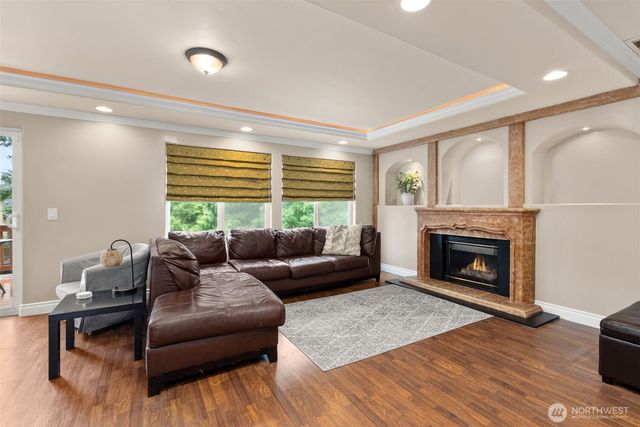 25054 235th Court SE, Maple Valley, WA 98038