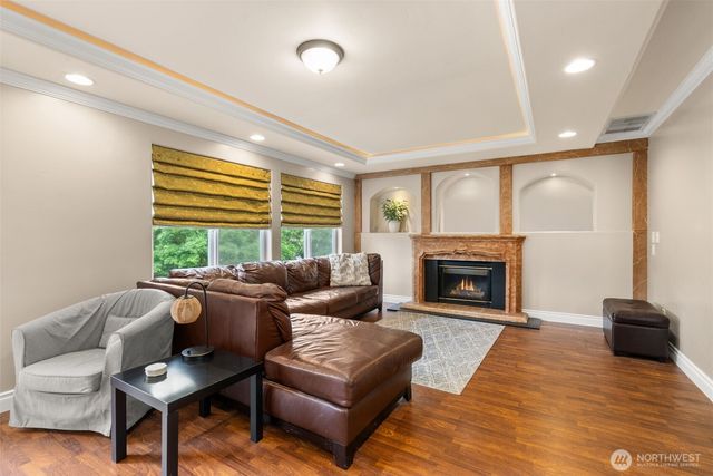 25054 235th Court SE, Maple Valley, WA 98038