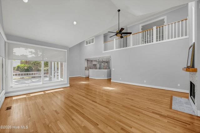 4 Oak Landing Road, Wilmington, NC 28409
