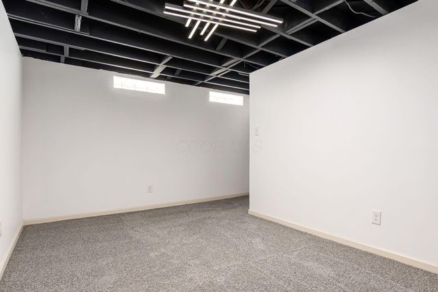 4241 Ashgrove Drive, Grove City, OH 43123