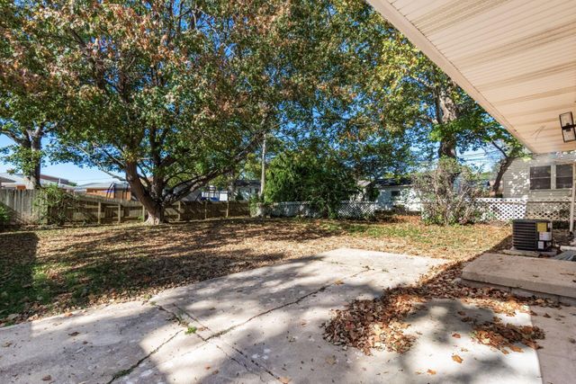 4241 Ashgrove Drive, Grove City, OH 43123