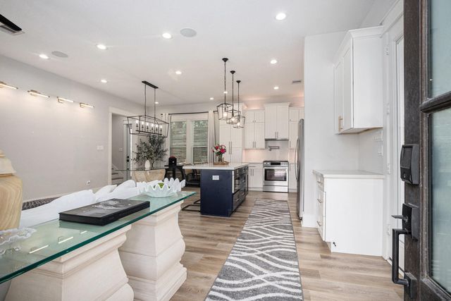 1315 Wycliffe Drive, Houston, TX 77043