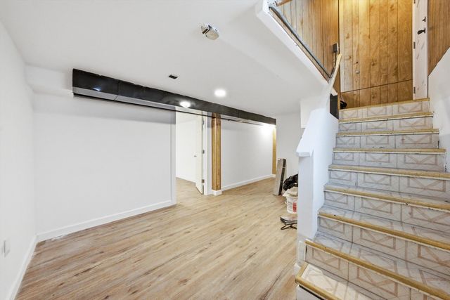 4605 S Laramie Avenue, Chicago, IL 60638