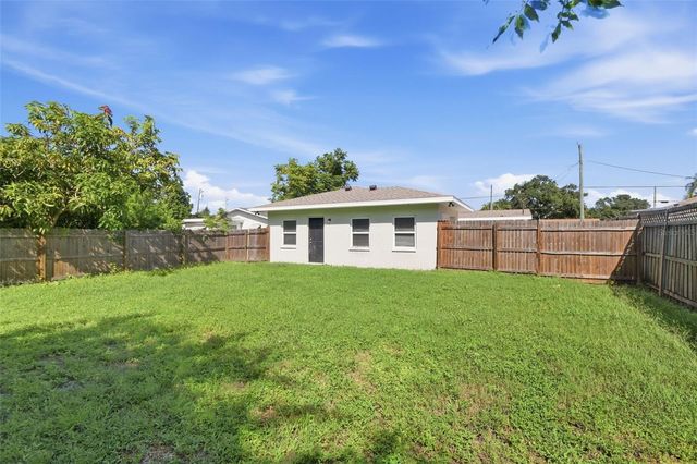 2141 MANGO AVENUE, Sarasota, FL 34234