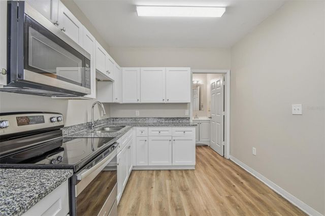 2141 MANGO AVENUE, Sarasota, FL 34234