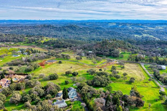 765 Sierra View Ct, Shingle Springs, CA 95682