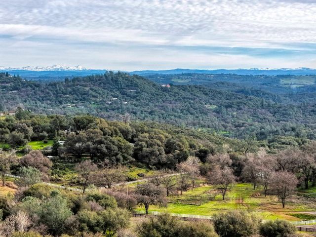 765 Sierra View Ct, Shingle Springs, CA 95682