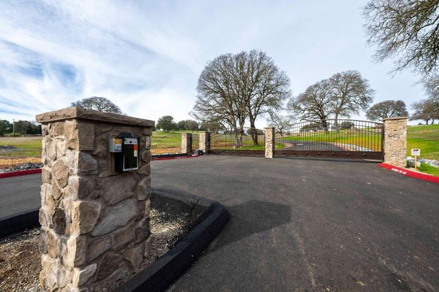 765 Sierra View Ct, Shingle Springs, CA 95682