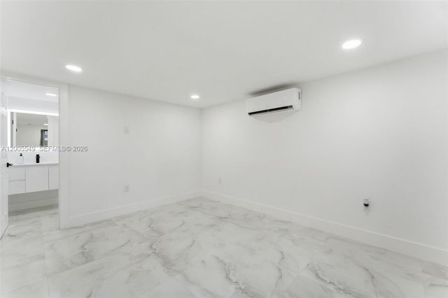 1810 NE 161st Street, North Miami Beach, FL 33162