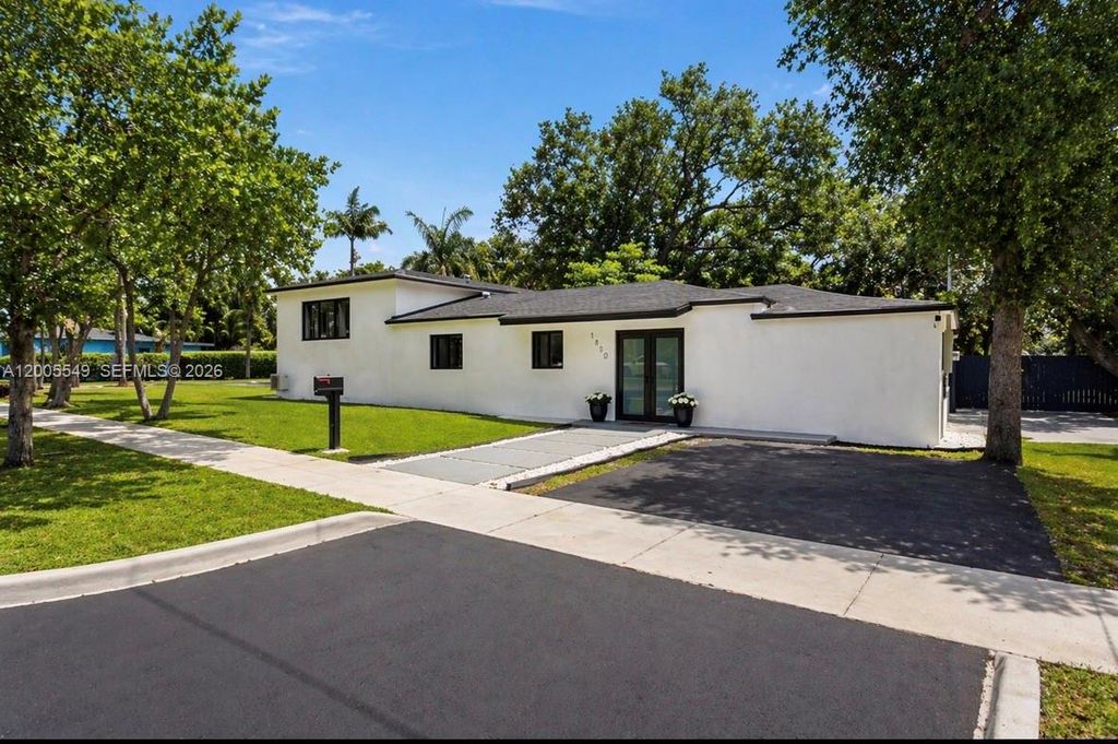 1810 NE 161st Street, North Miami Beach, FL 33162