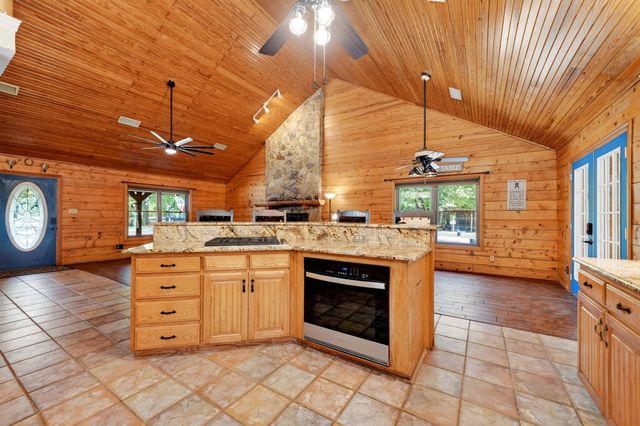 7223 Fm 2101, Quinlan, TX 75474