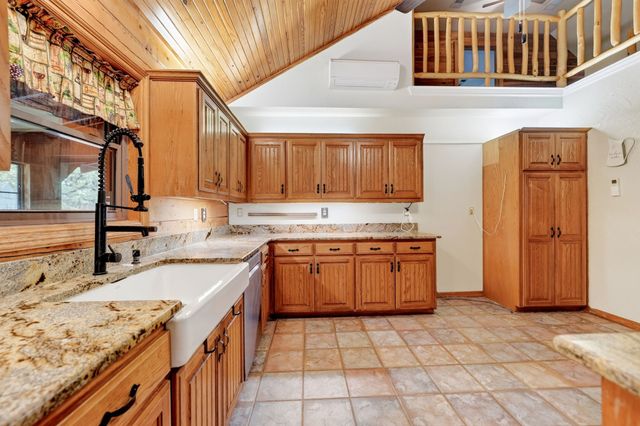 7223 Fm 2101, Quinlan, TX 75474