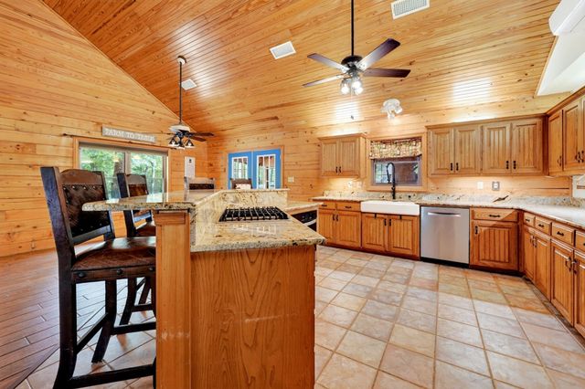 7223 Fm 2101, Quinlan, TX 75474