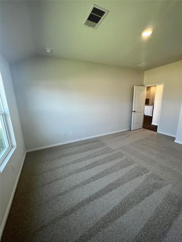 320 Belmont PL, Lockhart, TX 78644