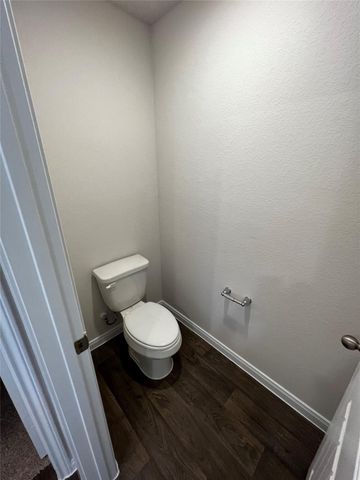 320 Belmont PL, Lockhart, TX 78644