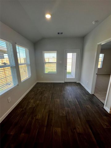 320 Belmont PL, Lockhart, TX 78644