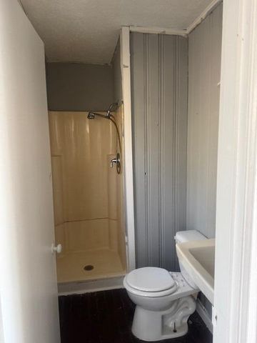 7892 S Highway 27, Burnside, KY 42519