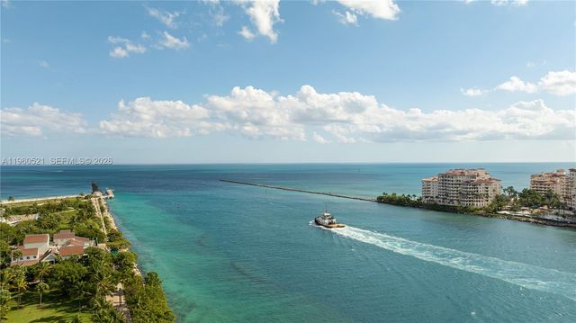 300 S Pointe Dr 907, Miami Beach, FL 33139