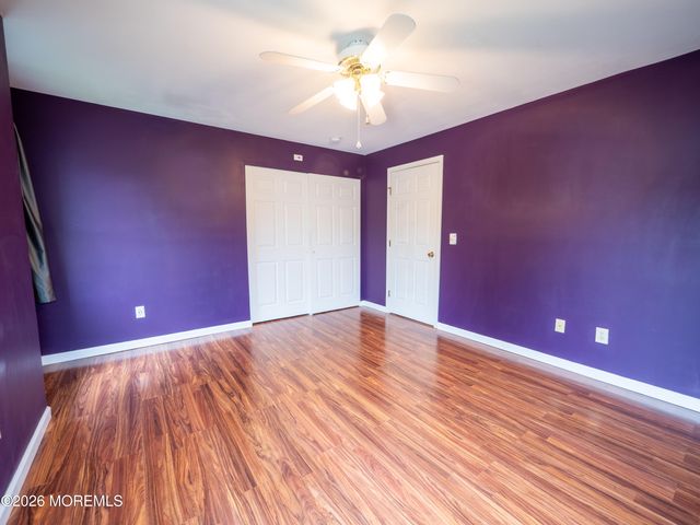 6 Bugle Way, Tinton Falls, NJ 07753