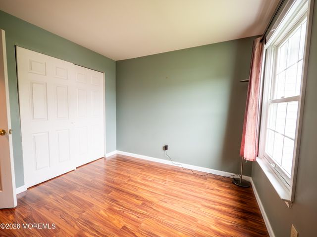 6 Bugle Way, Tinton Falls, NJ 07753
