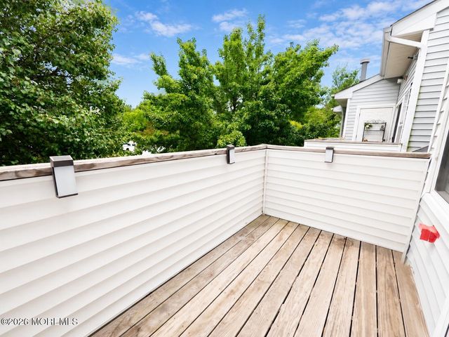 6 Bugle Way, Tinton Falls, NJ 07753