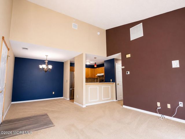 6 Bugle Way, Tinton Falls, NJ 07753