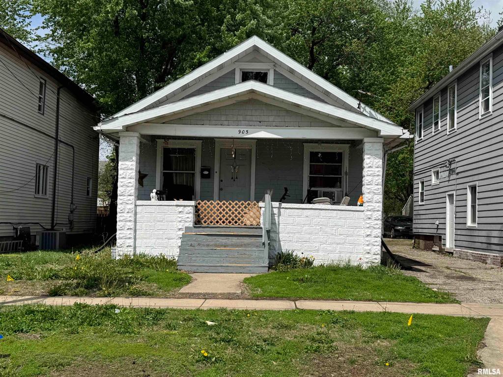 905 E REPUBLIC Street, Peoria, IL 61603