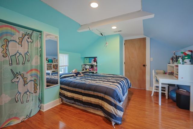 137 High St, Danvers, MA 01923