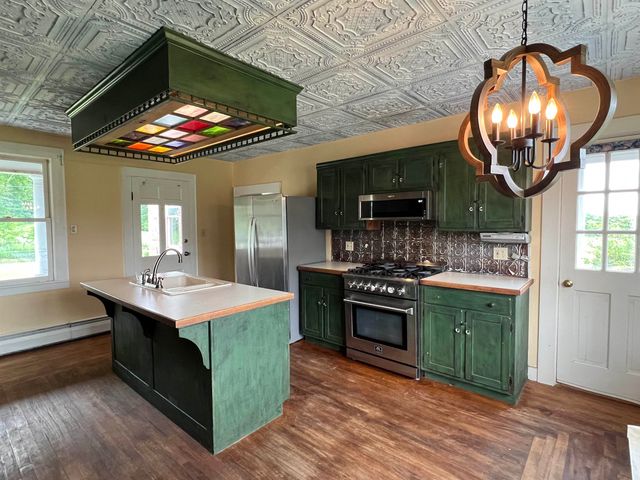 249 Ward Road, Poultney, VT 05764