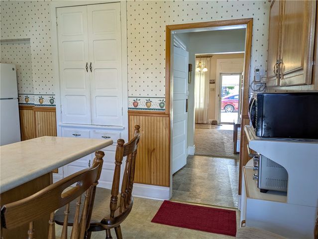 706 Parker Ave, Scottdale, PA 15683