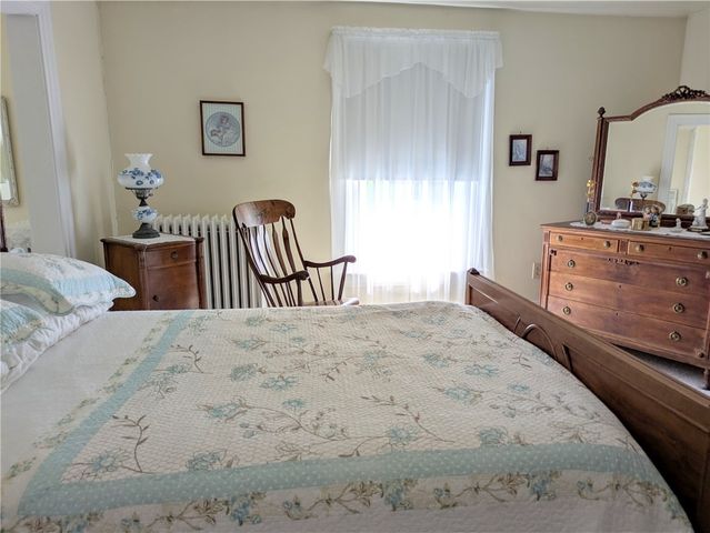 706 Parker Ave, Scottdale, PA 15683