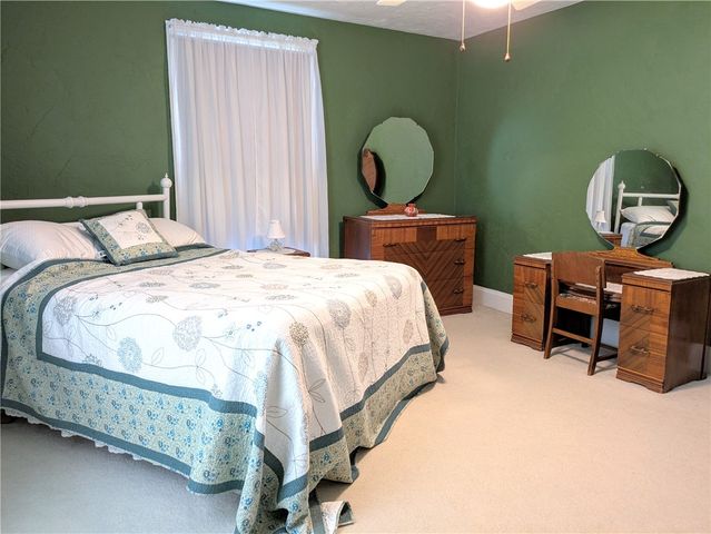 706 Parker Ave, Scottdale, PA 15683