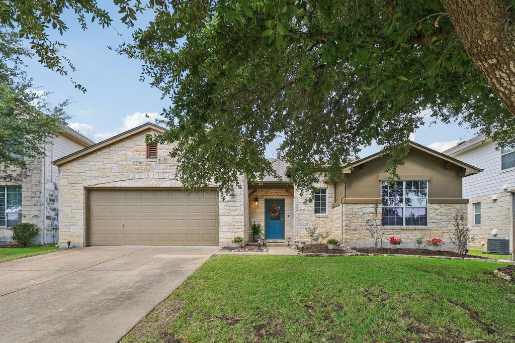 3804 Spyglass CV, Round Rock, TX 78664