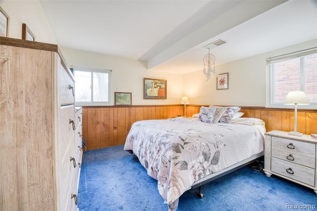 1434 Pine Valley Boulevard, Ann Arbor, MI 48104