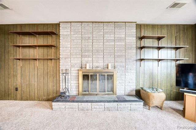 1434 Pine Valley Boulevard, Ann Arbor, MI 48104