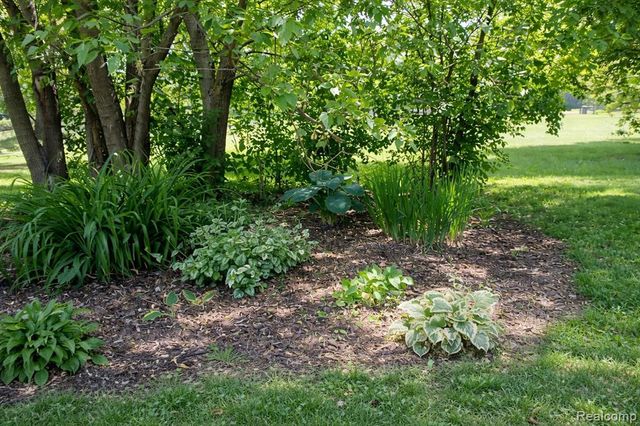 1434 Pine Valley Boulevard, Ann Arbor, MI 48104