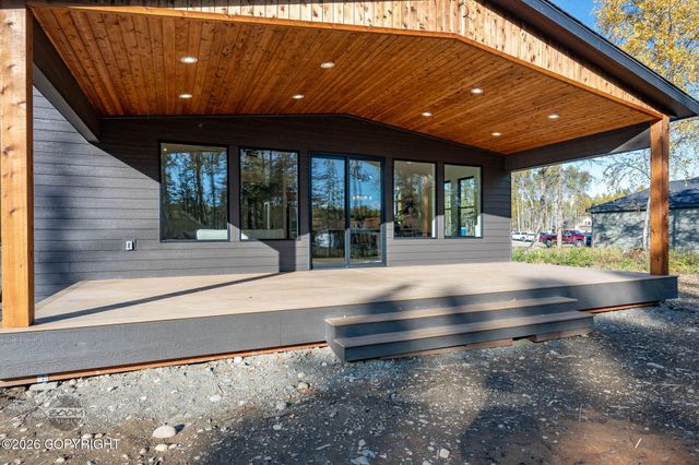 2030 W Cameron Drive, Wasilla, AK 99654