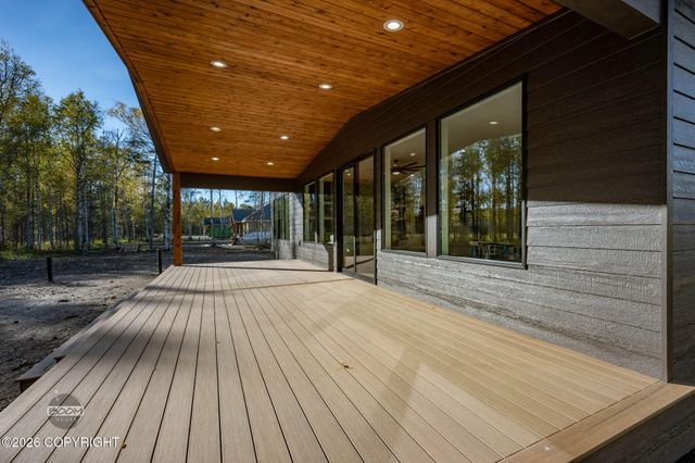 2030 W Cameron Drive, Wasilla, AK 99654