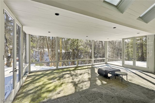 999 Chestnut Run, Gates Mills, OH 44040