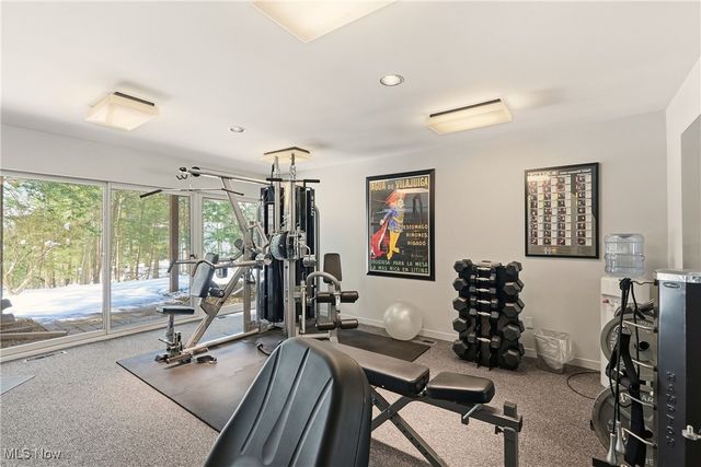 999 Chestnut Run, Gates Mills, OH 44040