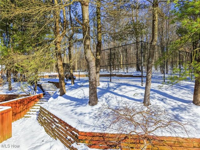 999 Chestnut Run, Gates Mills, OH 44040